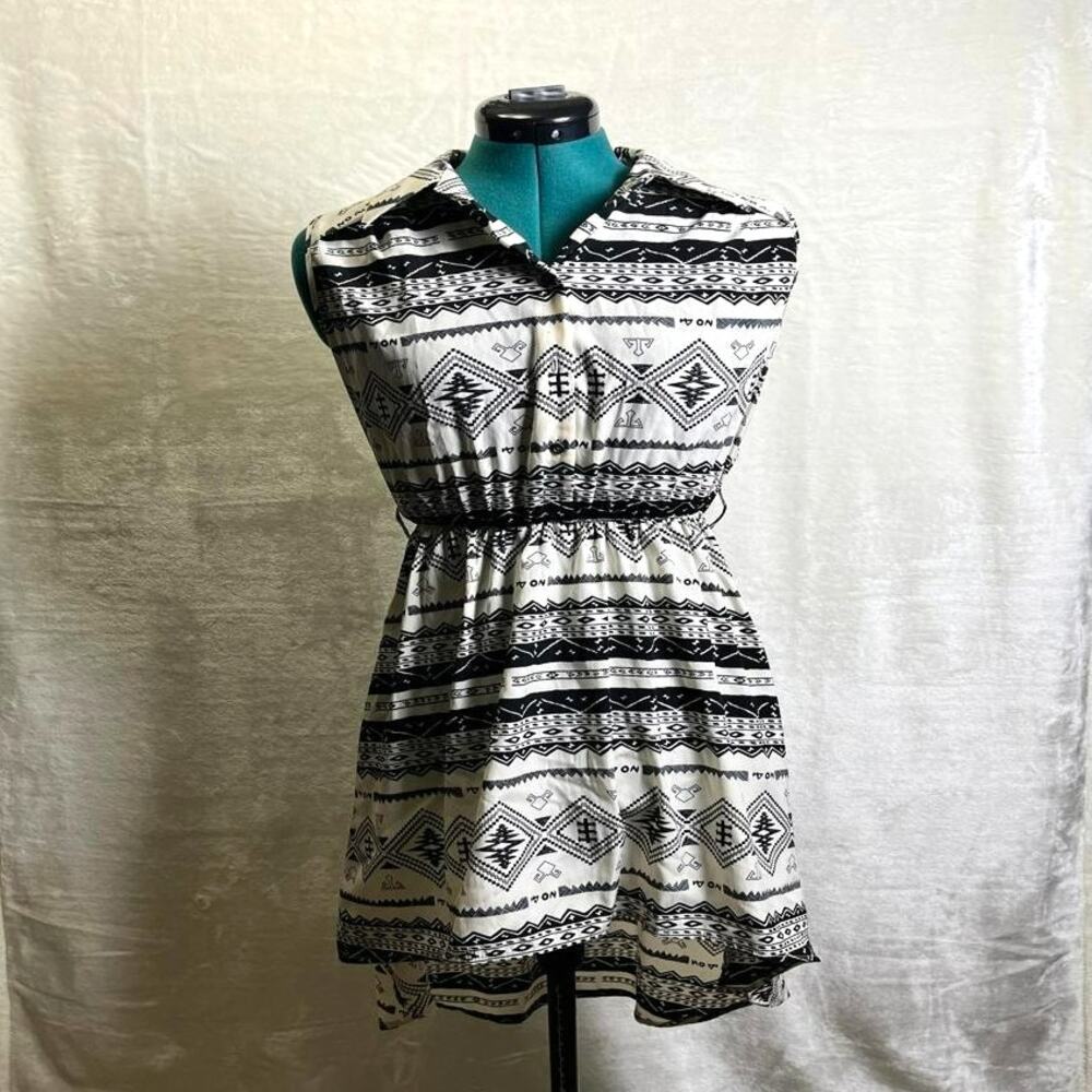Shyanne High-Low Dress Size S Western Country Southwest Tribal Aztec Sleeveless